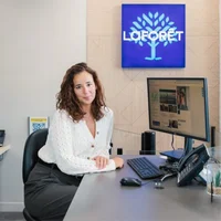 Elisa FERREIRA